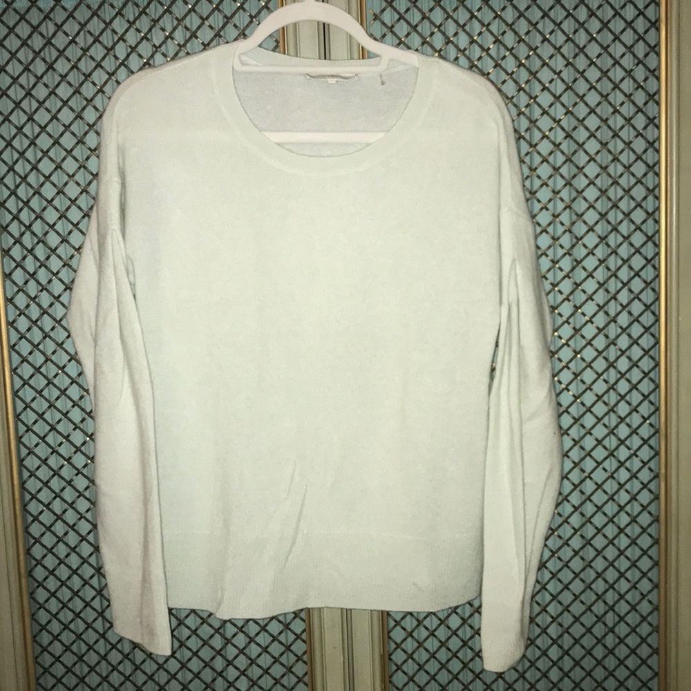 100% Cashmere Sea-foam Blue Sweater